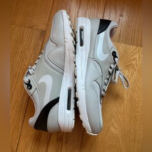 Nike AirMax 1